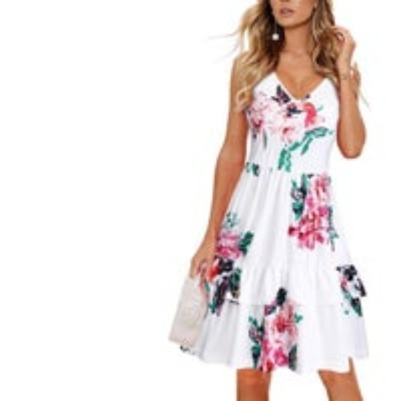 Tops - Small White floral dress w pockets